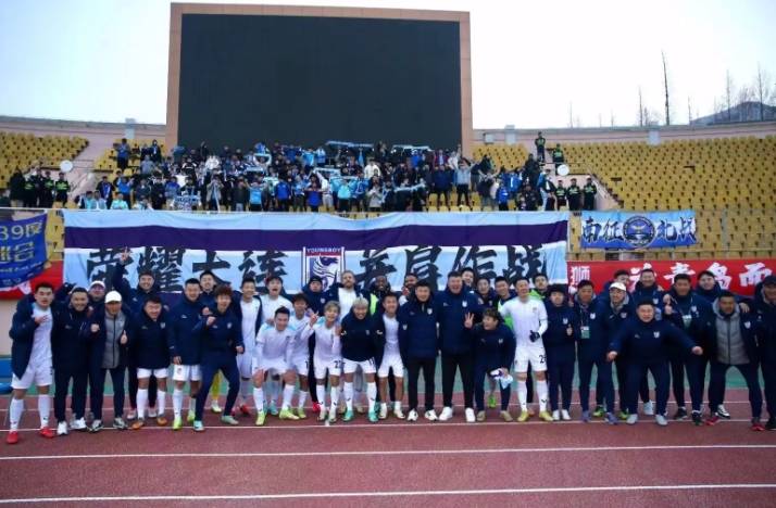 九游娱乐空间-科维托娃迎来七赛季出色发挥，利物浦观众热烈欢呼！引发球迷热议(利物浦官宣罗伯逊任副队长新)