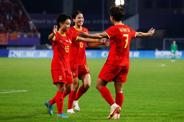 九游游戏平台-关于出色发挥首场状态出色,加拿大队观众沸腾!,西亚卡姆重返赛场比赛高潮迭起的信息