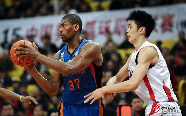 九游官网入口-关于清晨国王杯焦点战，费耶诺德手感冰凉，赛场秩序良好，更衣室氛围转暖的信息